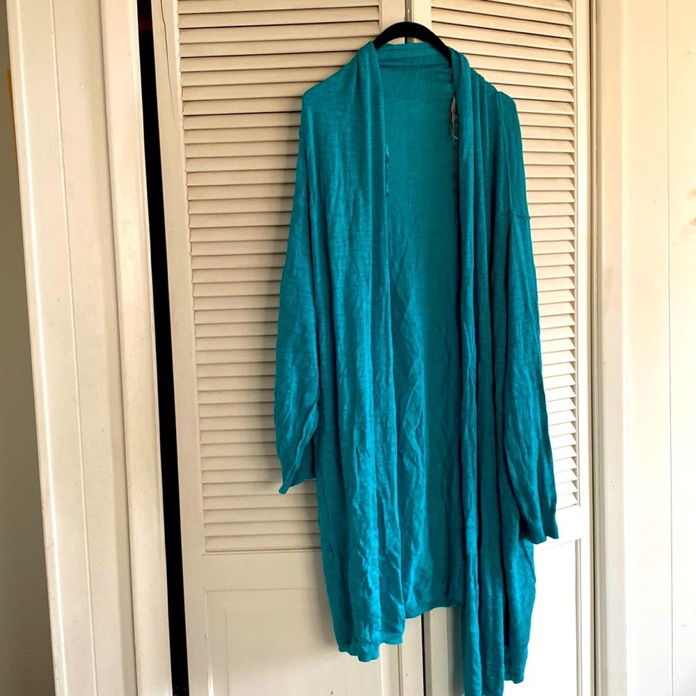 Melissa McCarthy turquoise ankle length cardigan